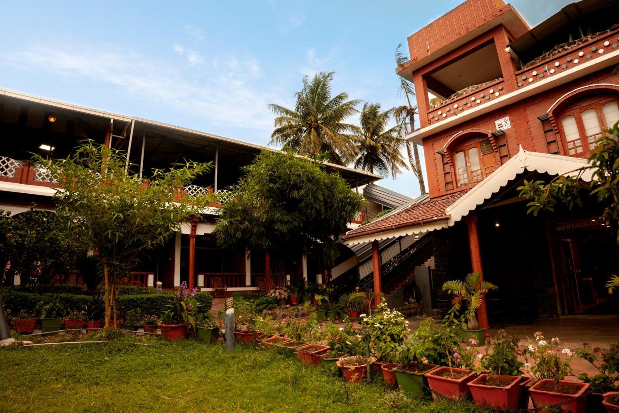 The Nest Inn Resort Masinagudi Exterior foto