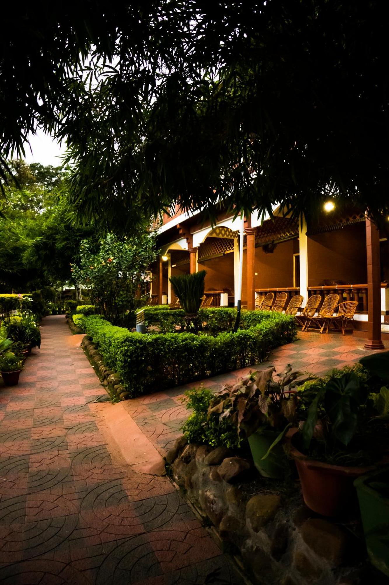 The Nest Inn Resort Masinagudi Exterior foto